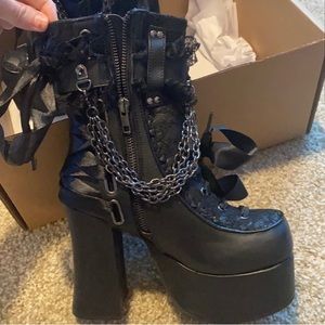 Demonia charade-110
